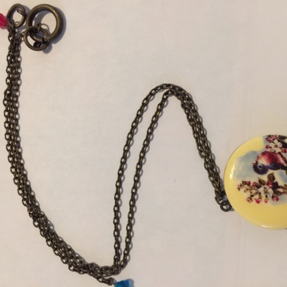 Songbird locket with bronze finish - Picture 8 of 8